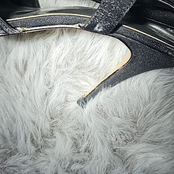 Formal Heels - Picture 7 of 11